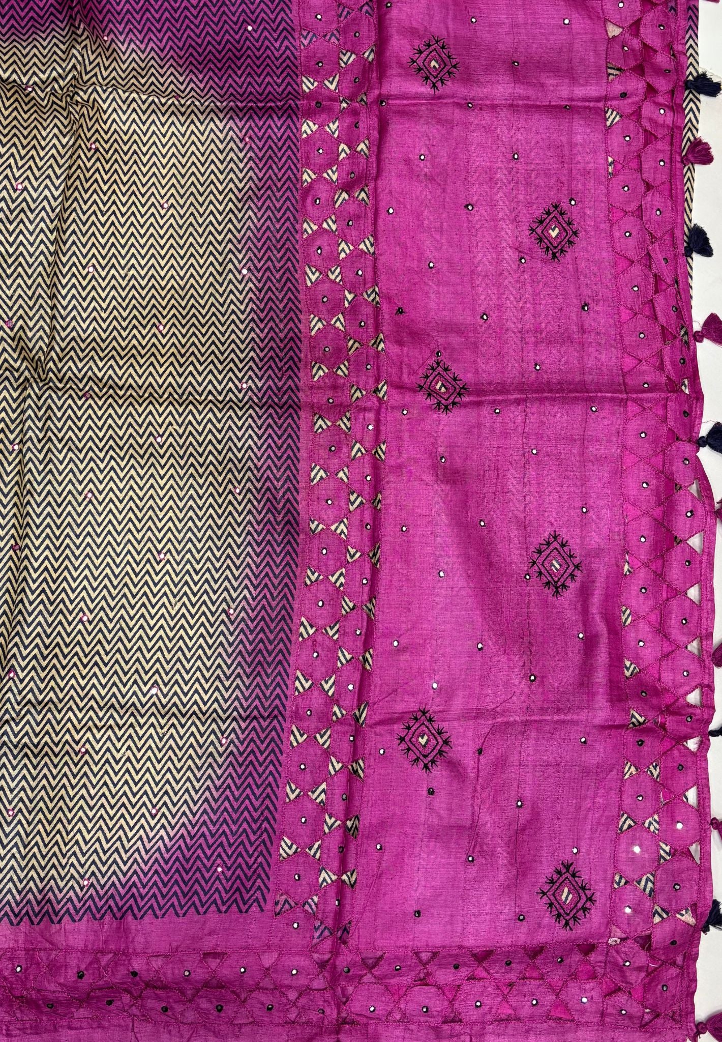 Pure Tussar Saree-Purple In Zigzag Chevron With Contrast Border
