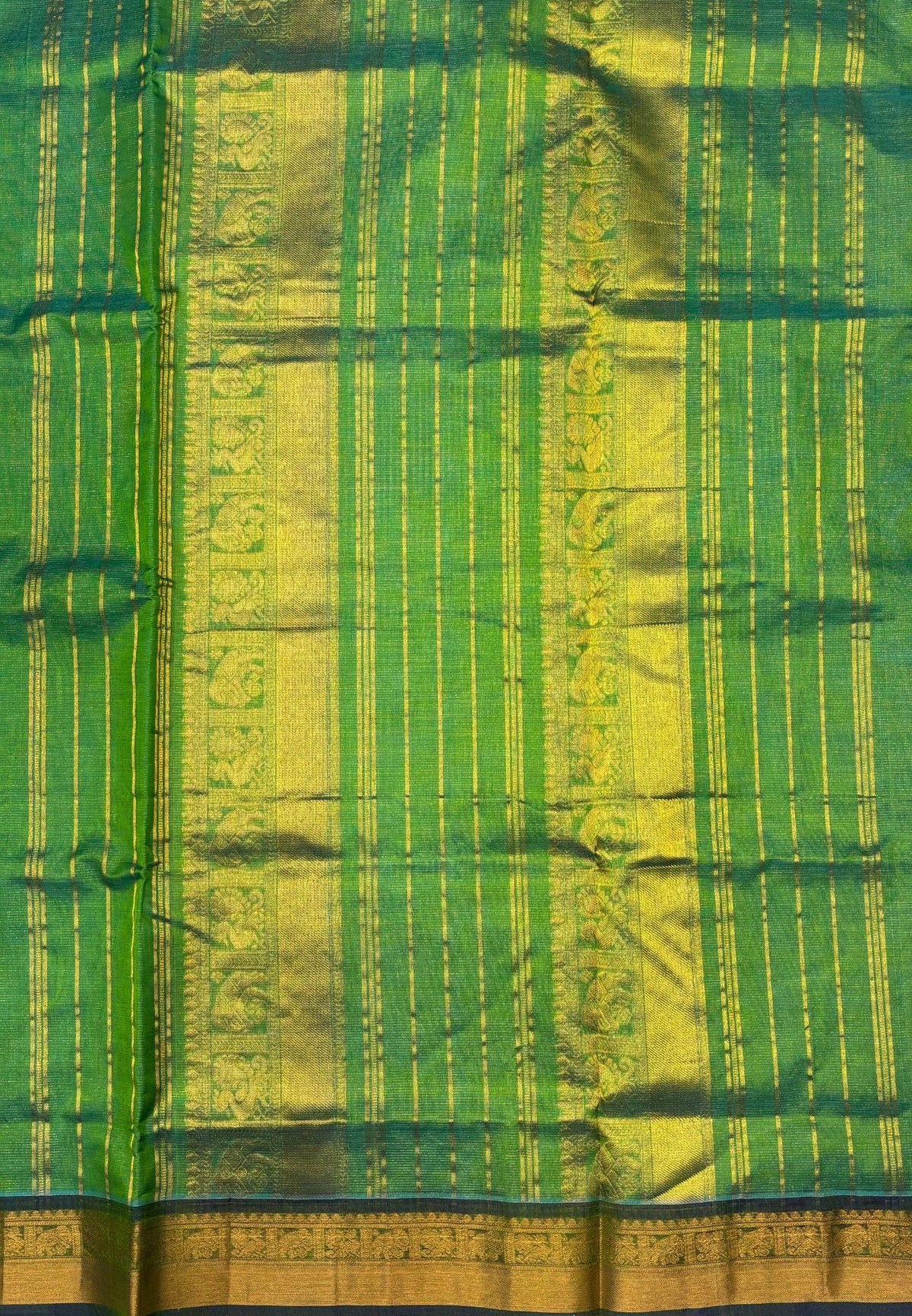 Pure Silk Cotton Saree-Pista Green In Vairaoosi Zari With Contrast Border