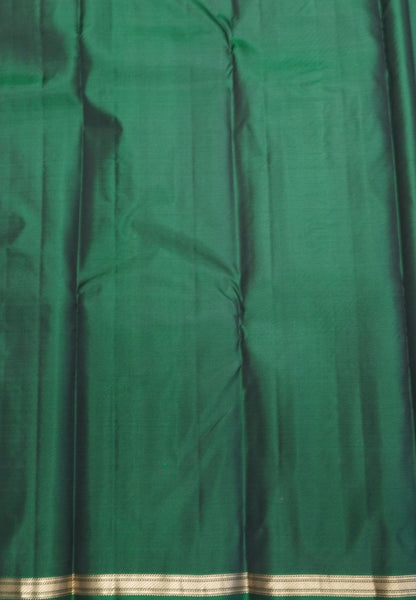 Pure Kanchipuram Silk Saree-Bottle Green with Small Border
