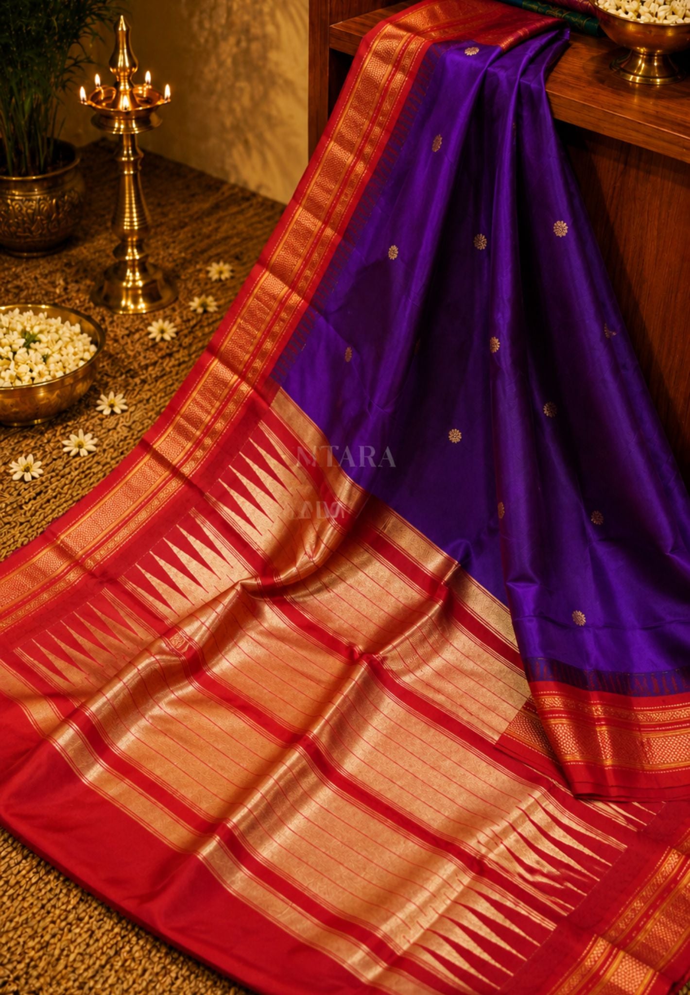 Pure Kanchipuram Silk Saree-Wine with Contrast Red Border