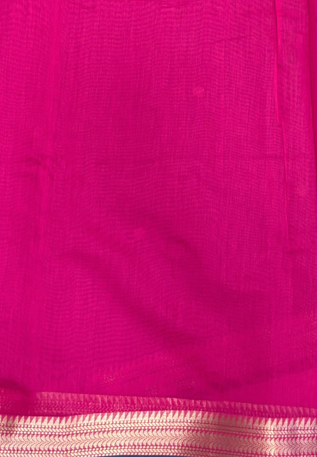 Handloom Cotton Saree-Dark Manthulir Green In Horizontal Stripe Zari With Contrast Border