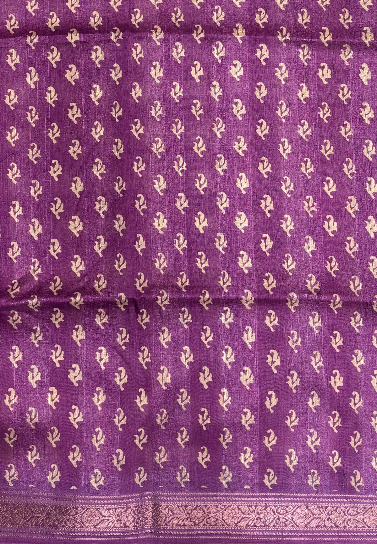 Matka Tussar saree-Red in Checked Pattern with Temple Zari Border