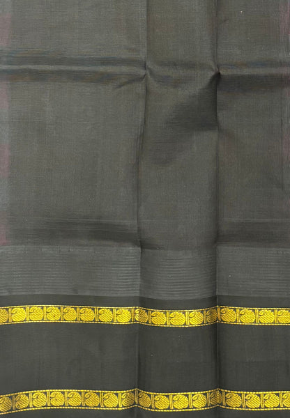 Pure Silk Cotton Saree–Pink in Checked Zari with Contrast Border