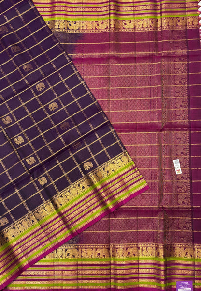 Pure Kanchipuram Silk Saree-Purple in Checkered Mayil Chakram with Varisapet Border