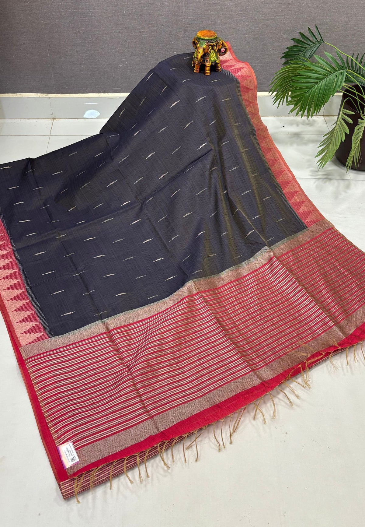 Semi Tussar Saree-Navy Blue in Tower Pattern Border