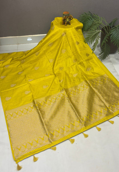 Gaji Silk Saree-Yellow in Paisley Jhumka Zari Border