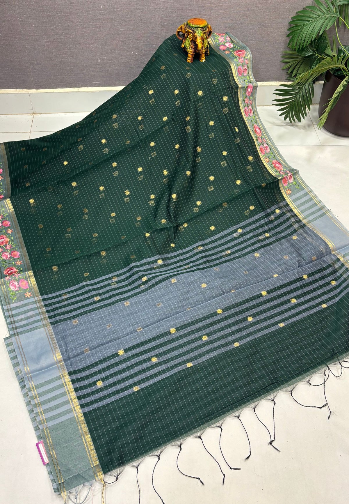 Handloom Cotton Saree-Bottle Green in Floral Vine Border with Zari Stripes