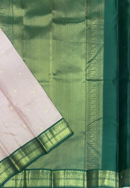 Pure Kanchipuram Silk Saree- Salmon Pink with Green