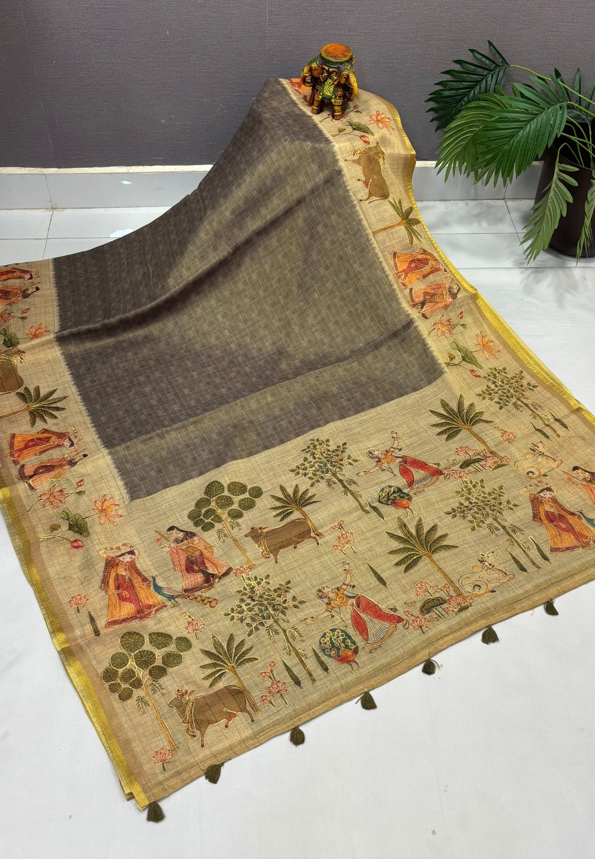 Tissue Linen Saree-Grey in Traditional Tribal Art Printed Border