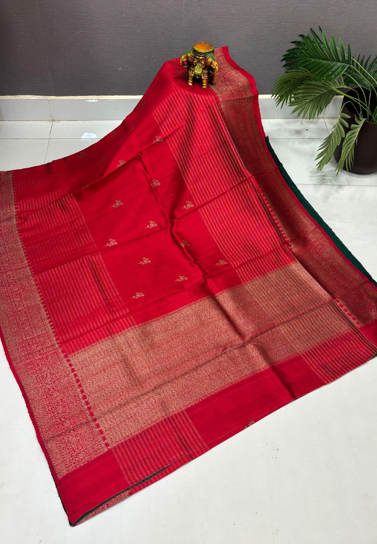 Pure Handloom Tussar Saree-Red in Traditional Floral Brocade Border