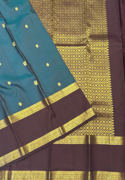 Pure Kanchipuram Silk Saree - Mayil Butta Peacock Green