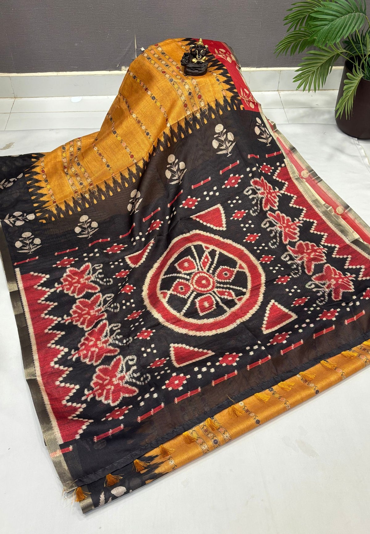 Kota Saree-Mustard In Zig-Zag Floral With Contrast Border