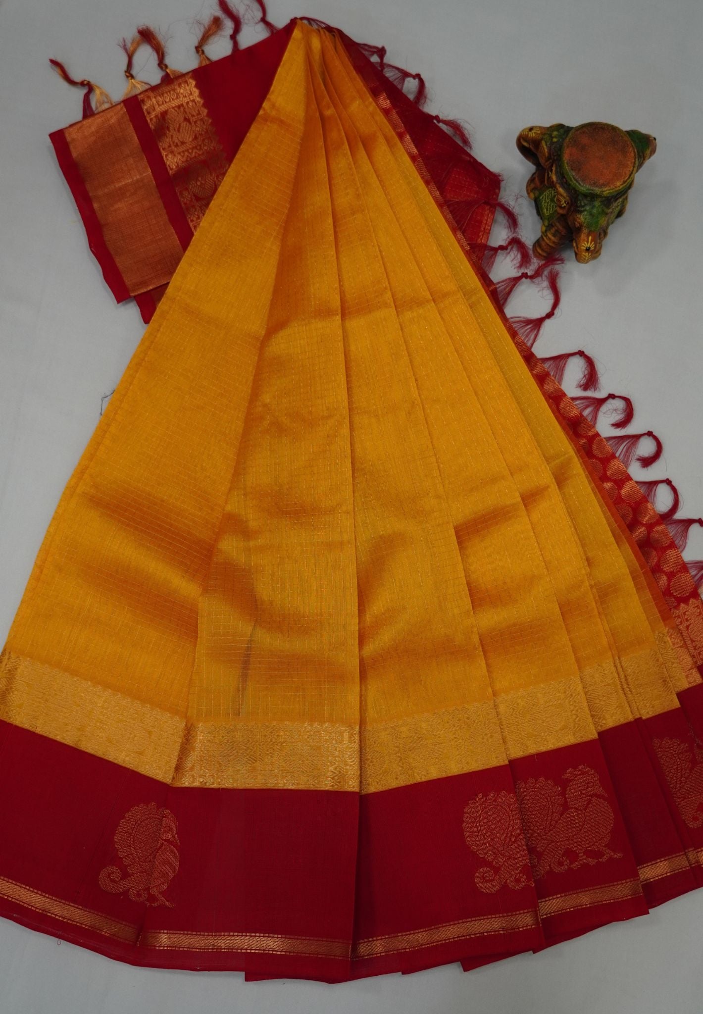 Pure Silk Cotton Saree – Mango Yellow With Vintage Annapakshi Border