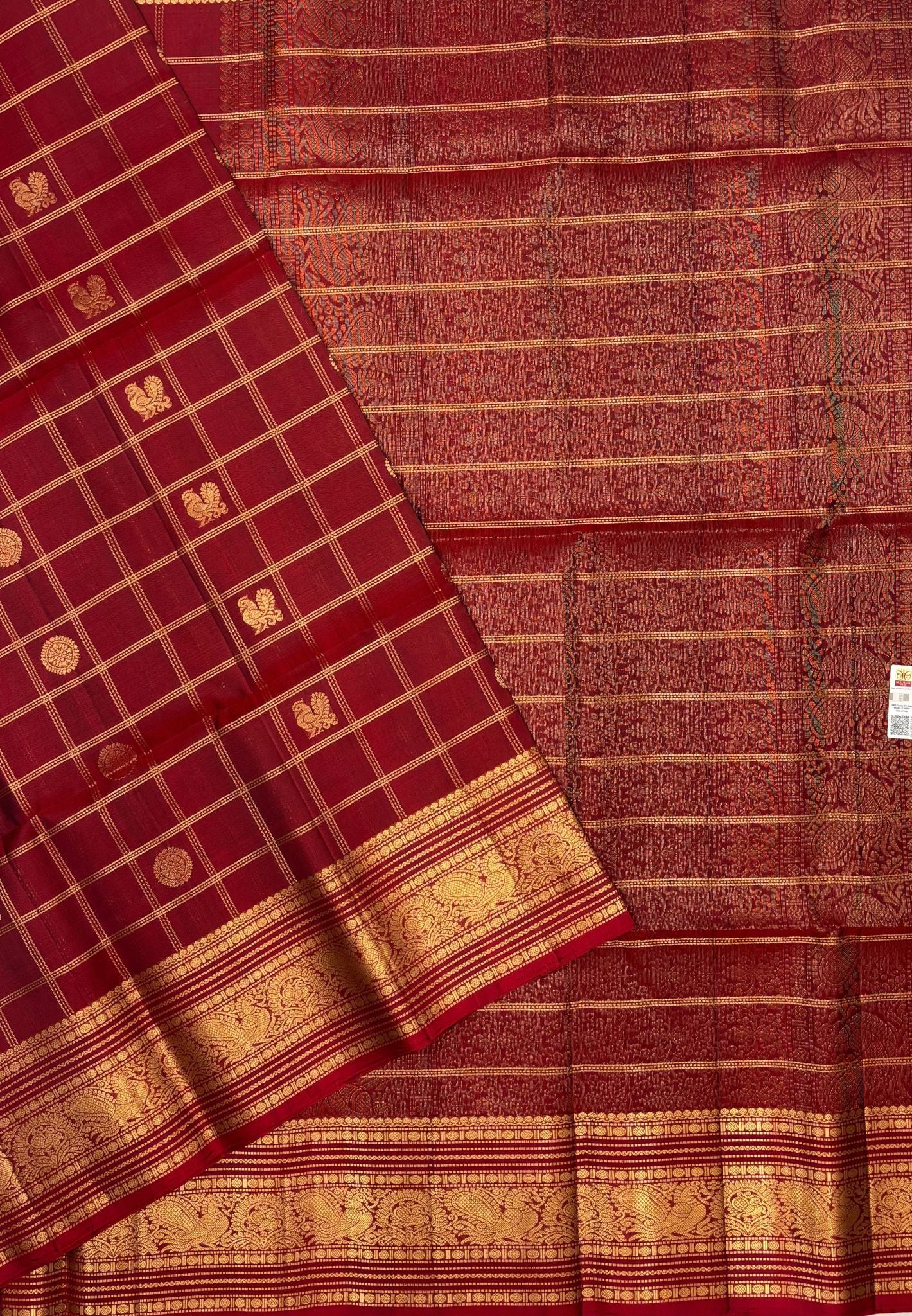 Pure Kanchipuram Silk Saree-Red in Checkered Mayil Chakram with Varisapet Border