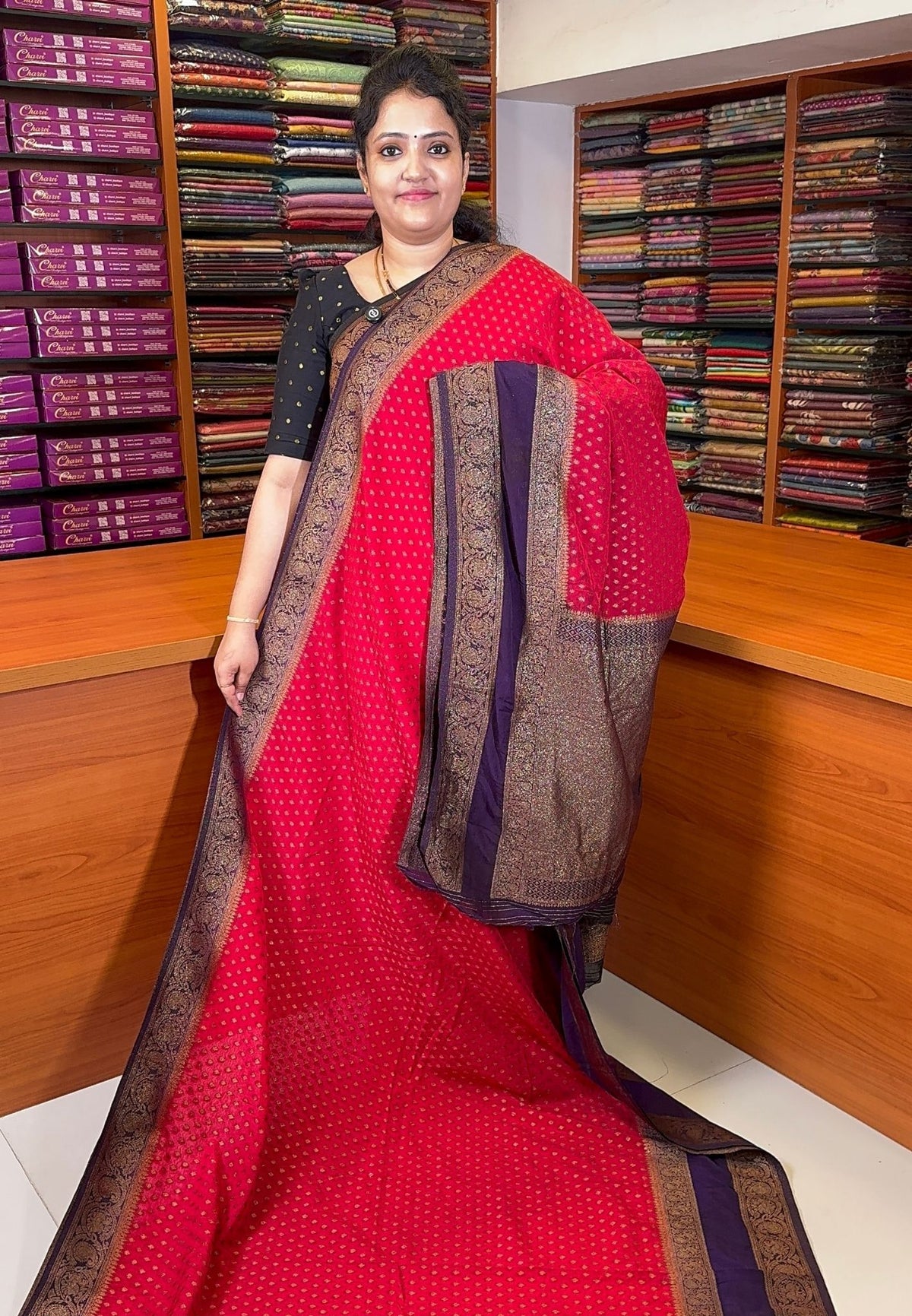 Banarasi Georgette Saree-Red with Contrast Retapet Border