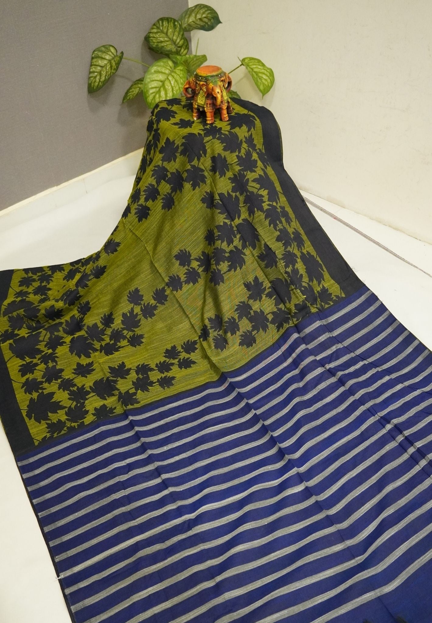 Sambalpuri Cotton Saree-Olive Green