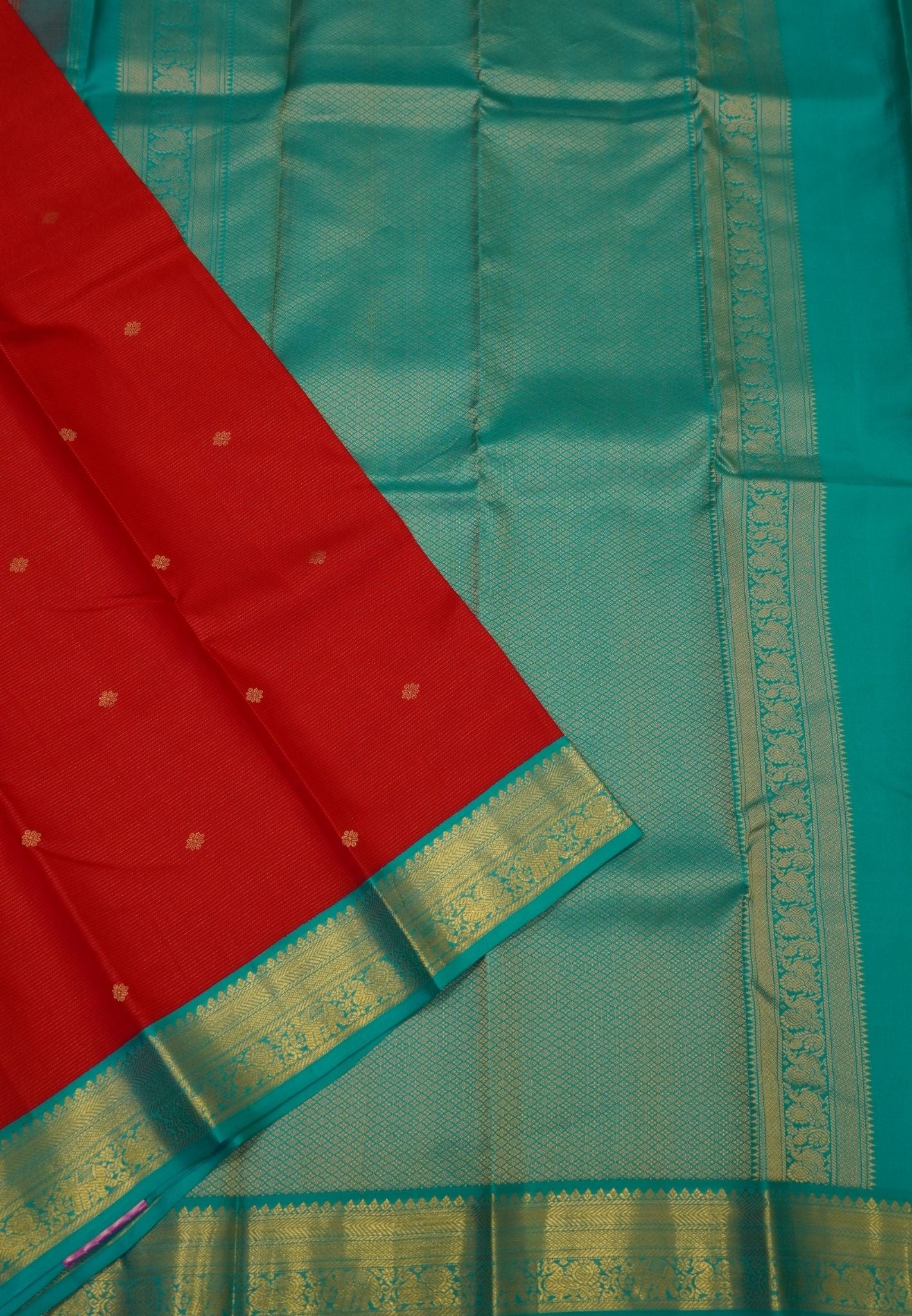 Pure Kanchipuram Silk Saree-Red with Contrast Border in Vairaoosi