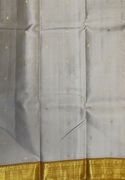Pure Kanchipuram Silk Saree-Off White with Contrast Korvai Border