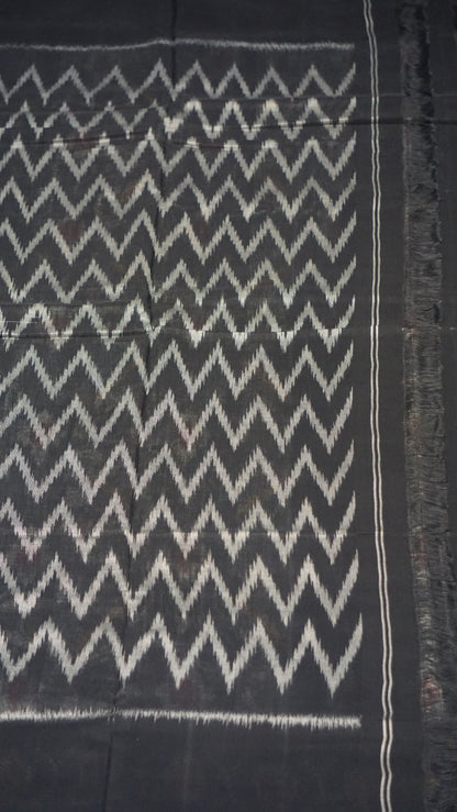 Pochampally Cotton double Ikkat Saree Grey - White