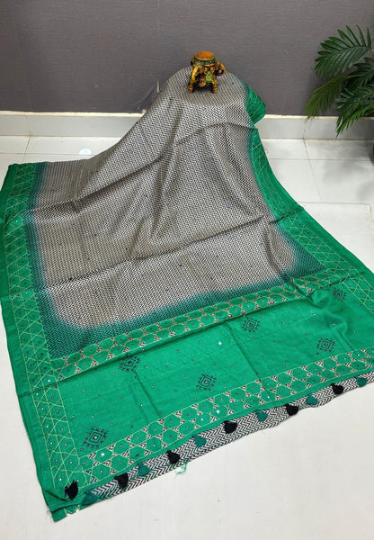 Pure Tussar Saree-Green In Zigzag Chevron With Contrast Border