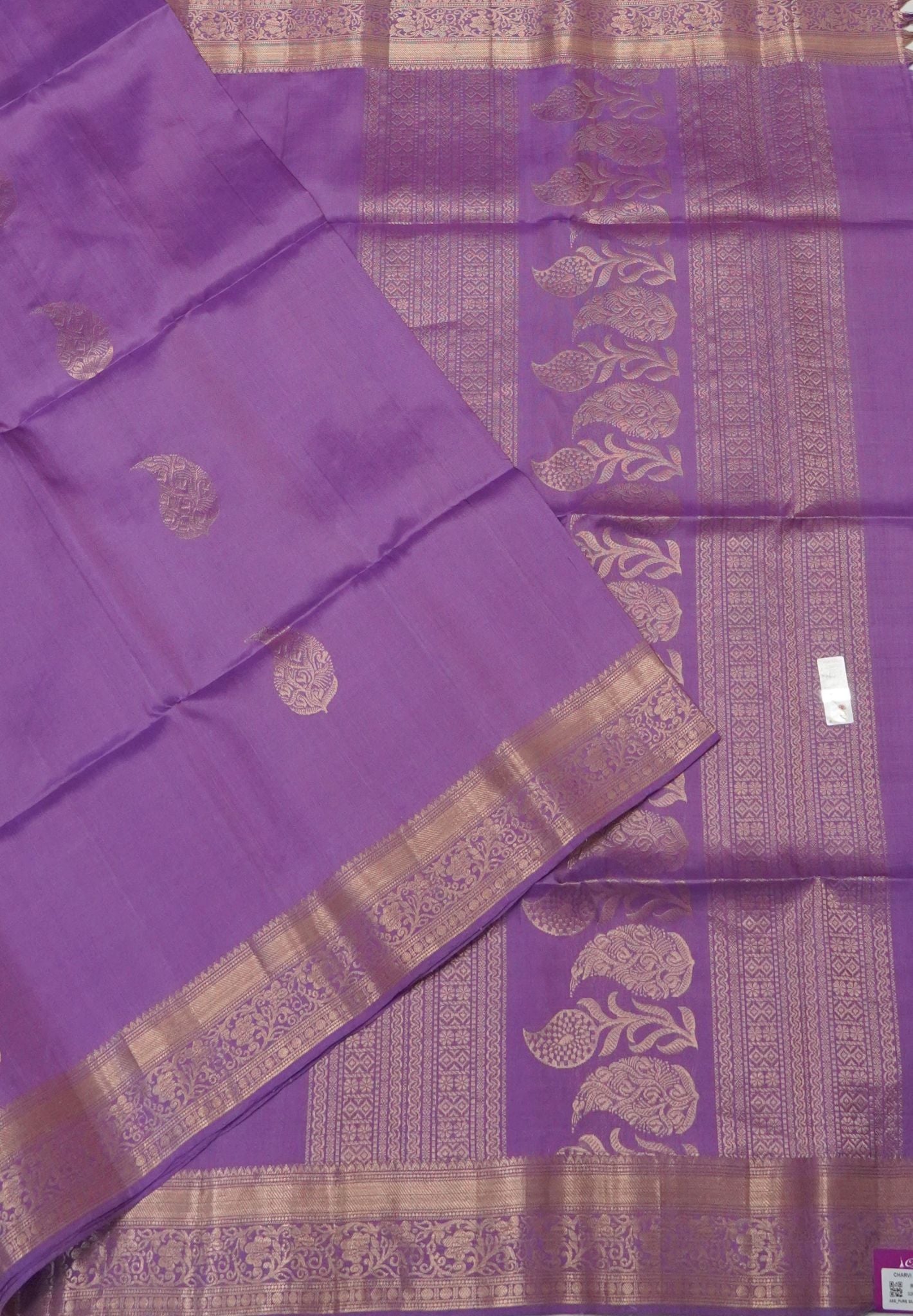 Pure Kanchipuram Silk Saree-Lavender with Paisley Motifs