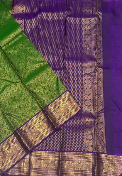 Pure Kanchipuram Silk Saree-Green with Contrast Border