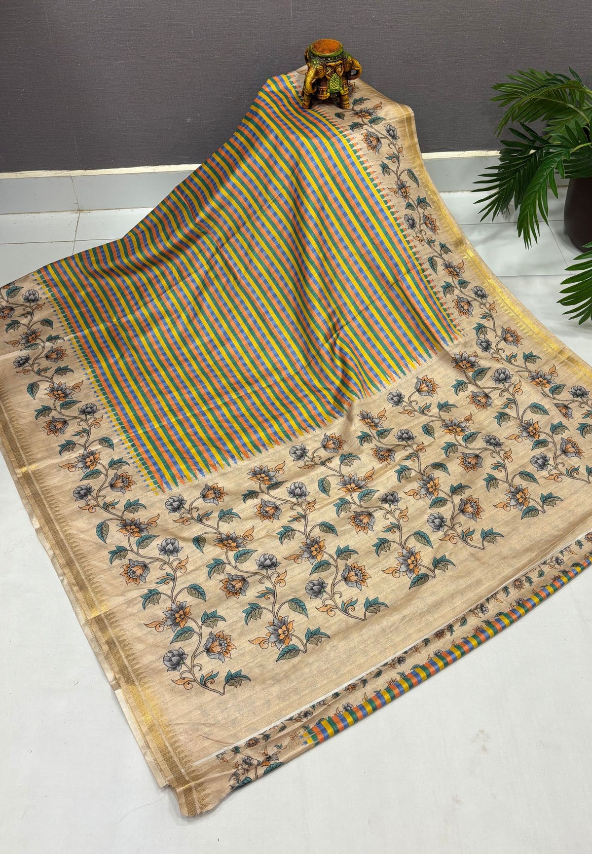 Semi Tussar Saree-Blue. in Mini Checks Floral Border