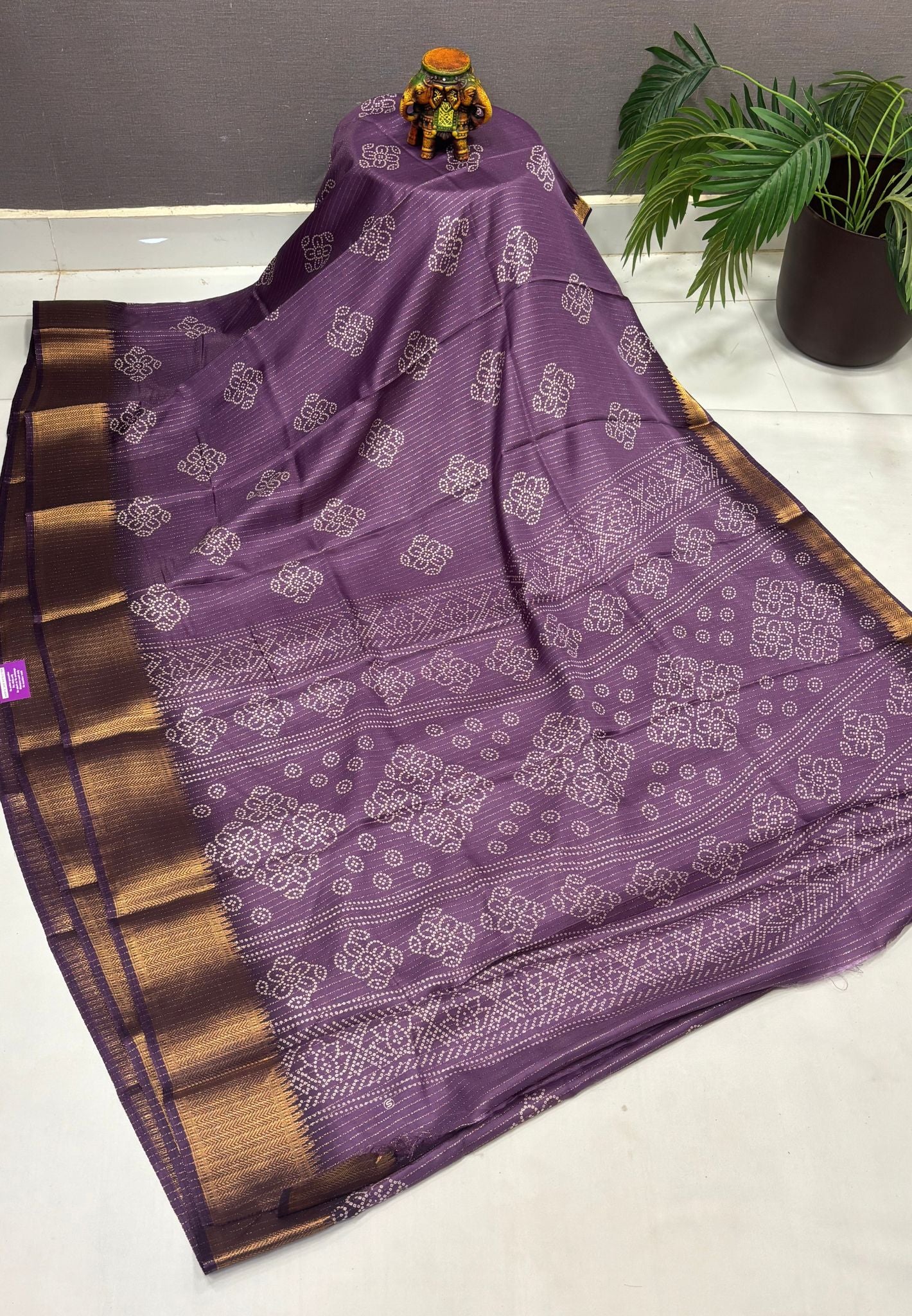 Semi Dola Silk Saree-Purple In Floral Dotwork Border