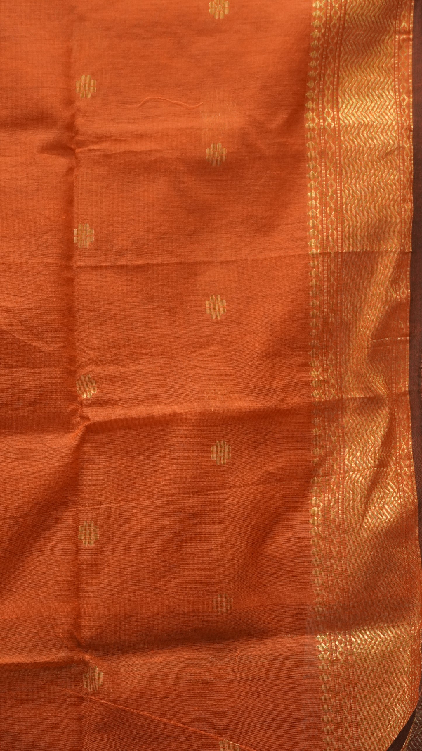 Maheswari Cotton Saree Flower Butta-Maroon