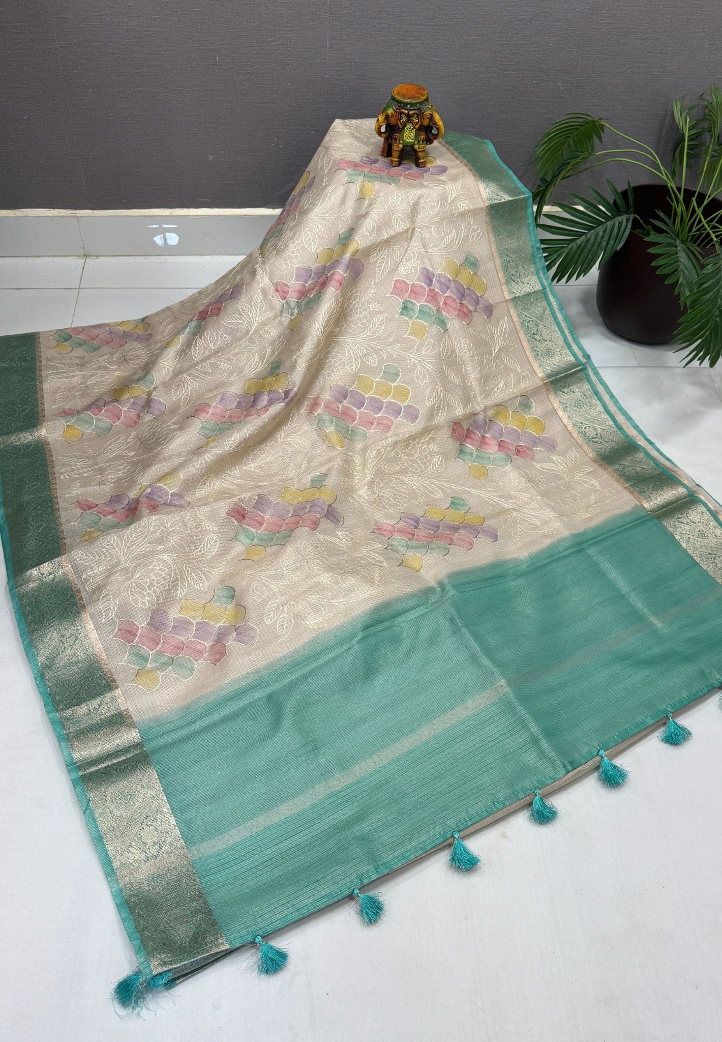 Kota Saree-Cream-Teal Green In Floral Vine Zari Border