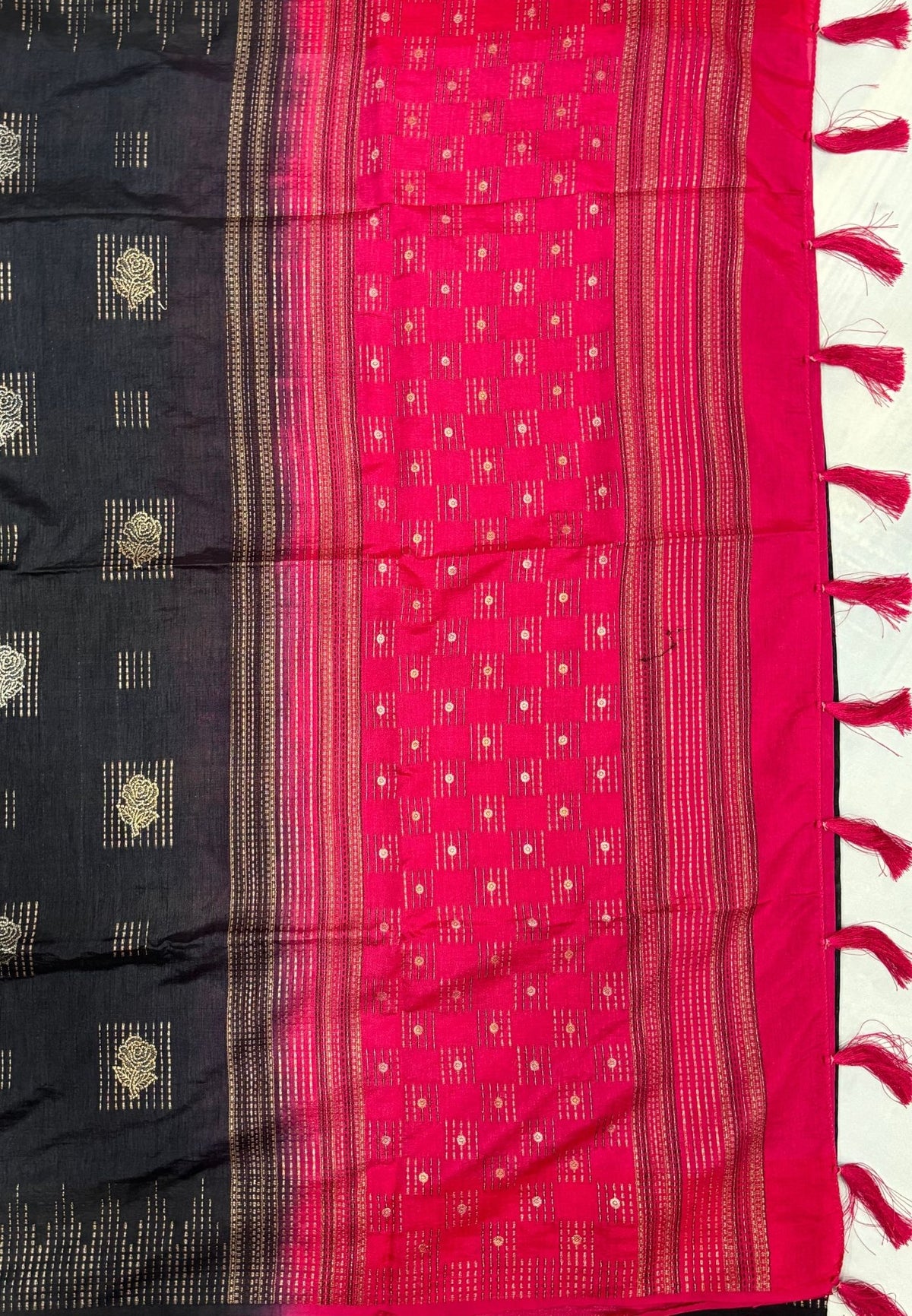 Chanderi Saree-Black with Zari Lines