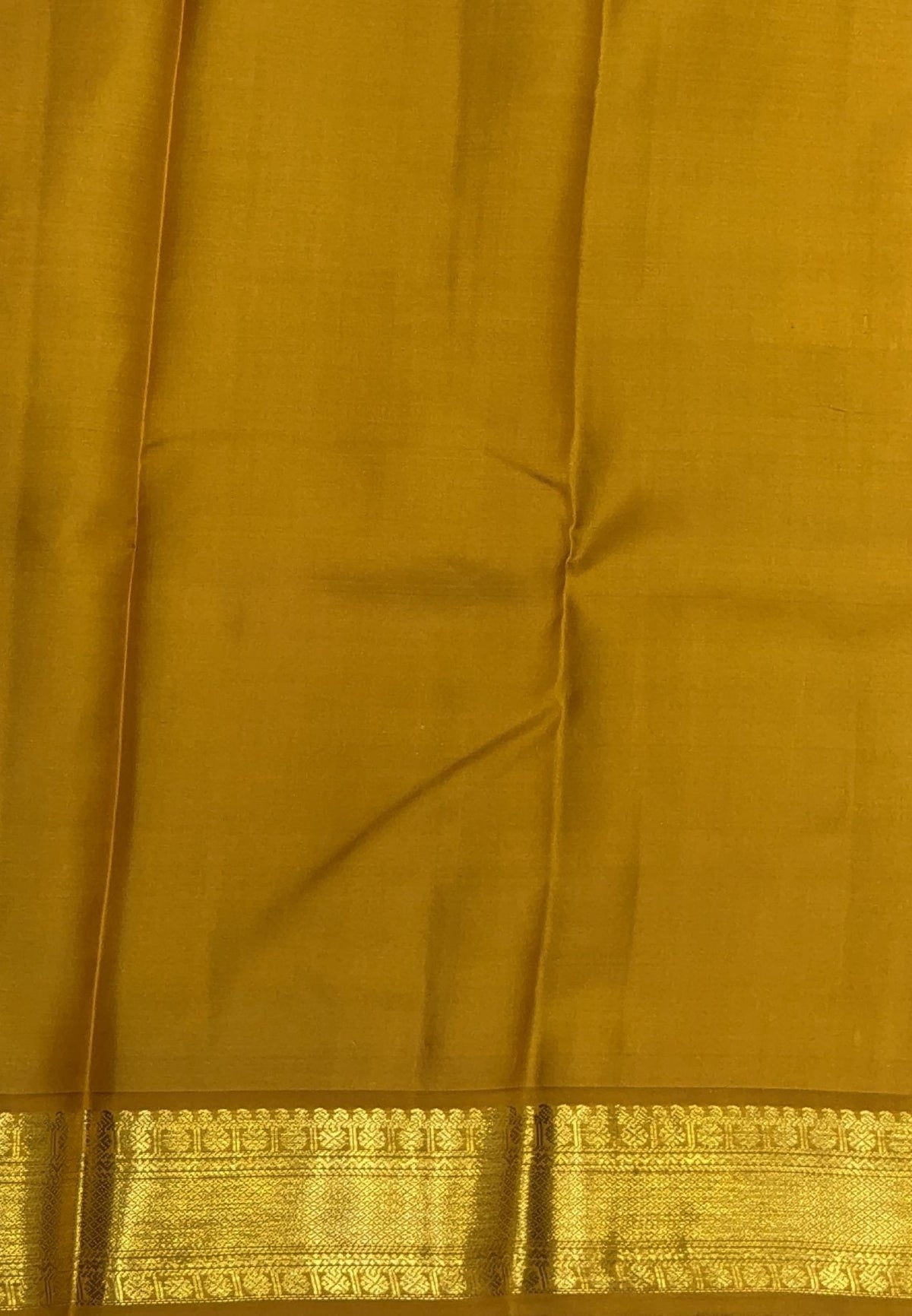 Pure Kanchipuram Silk Saree-Off White with Contrast Korvai Border