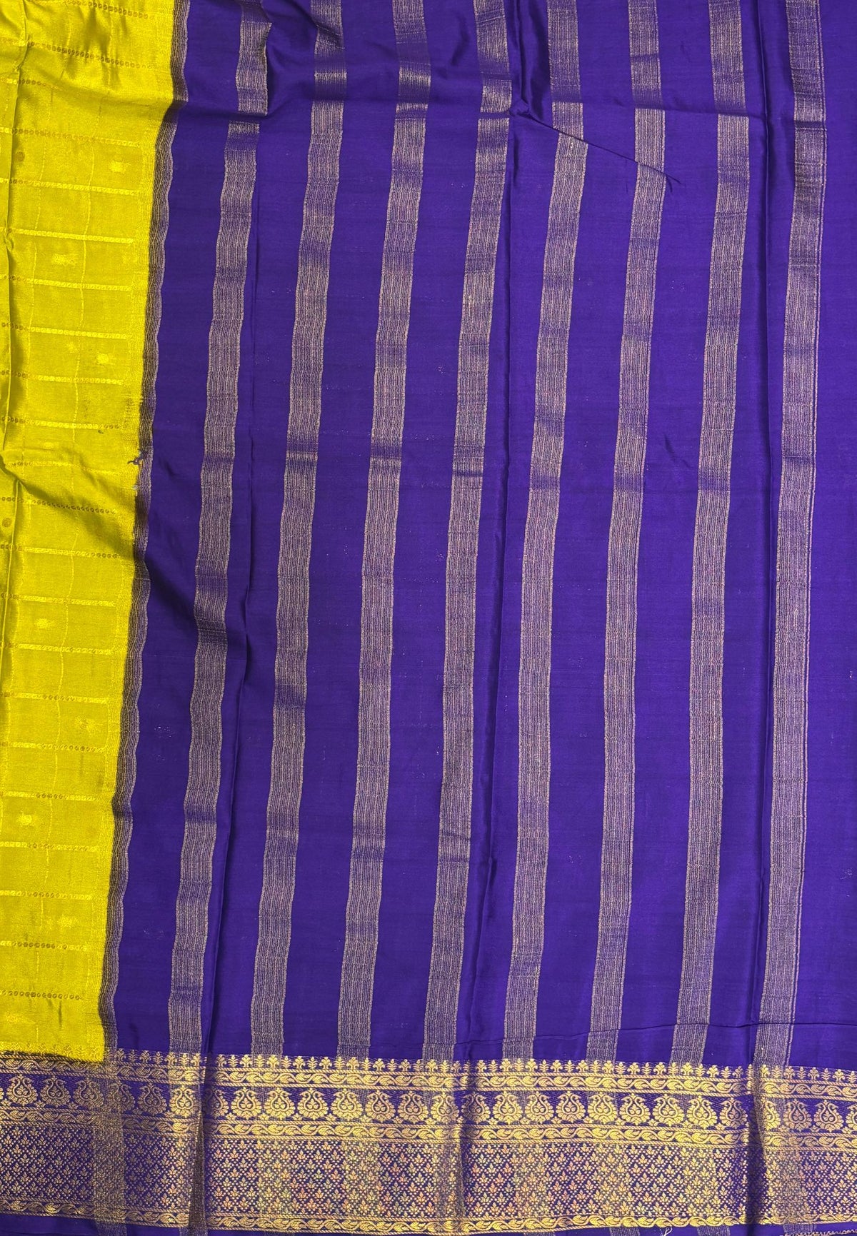 Viscose Saree-Lime Green in Checked Zari Pattern Border