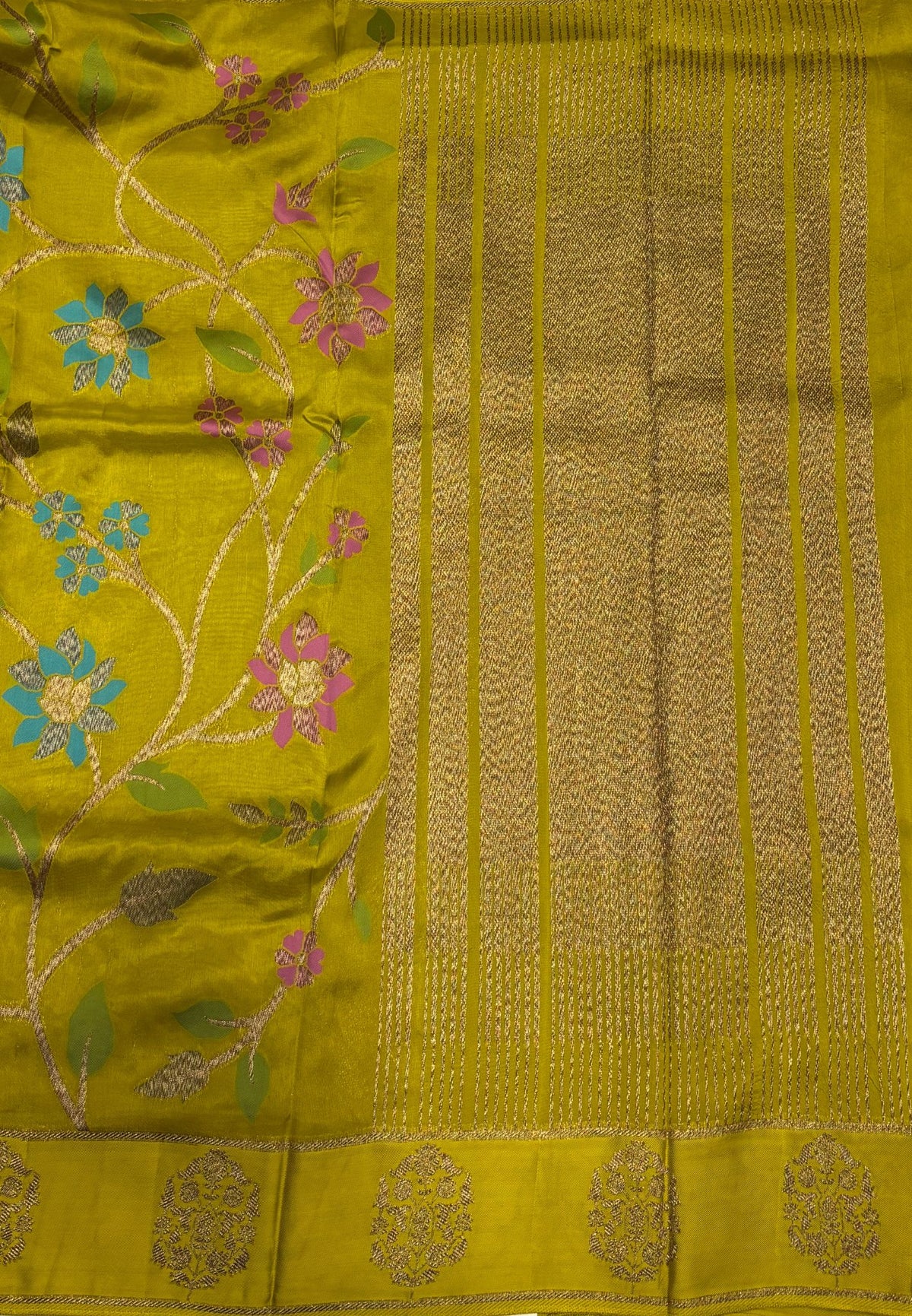 Kattan Silk Saree-Mehandi Green in Floral Vine Zari Border