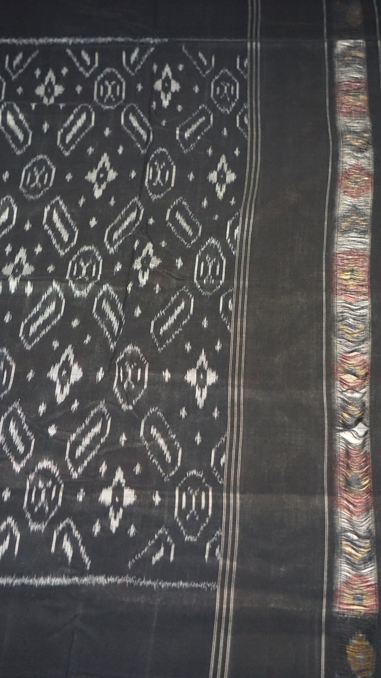 Pochampally Cotton double Ikkat Saree White - Grey