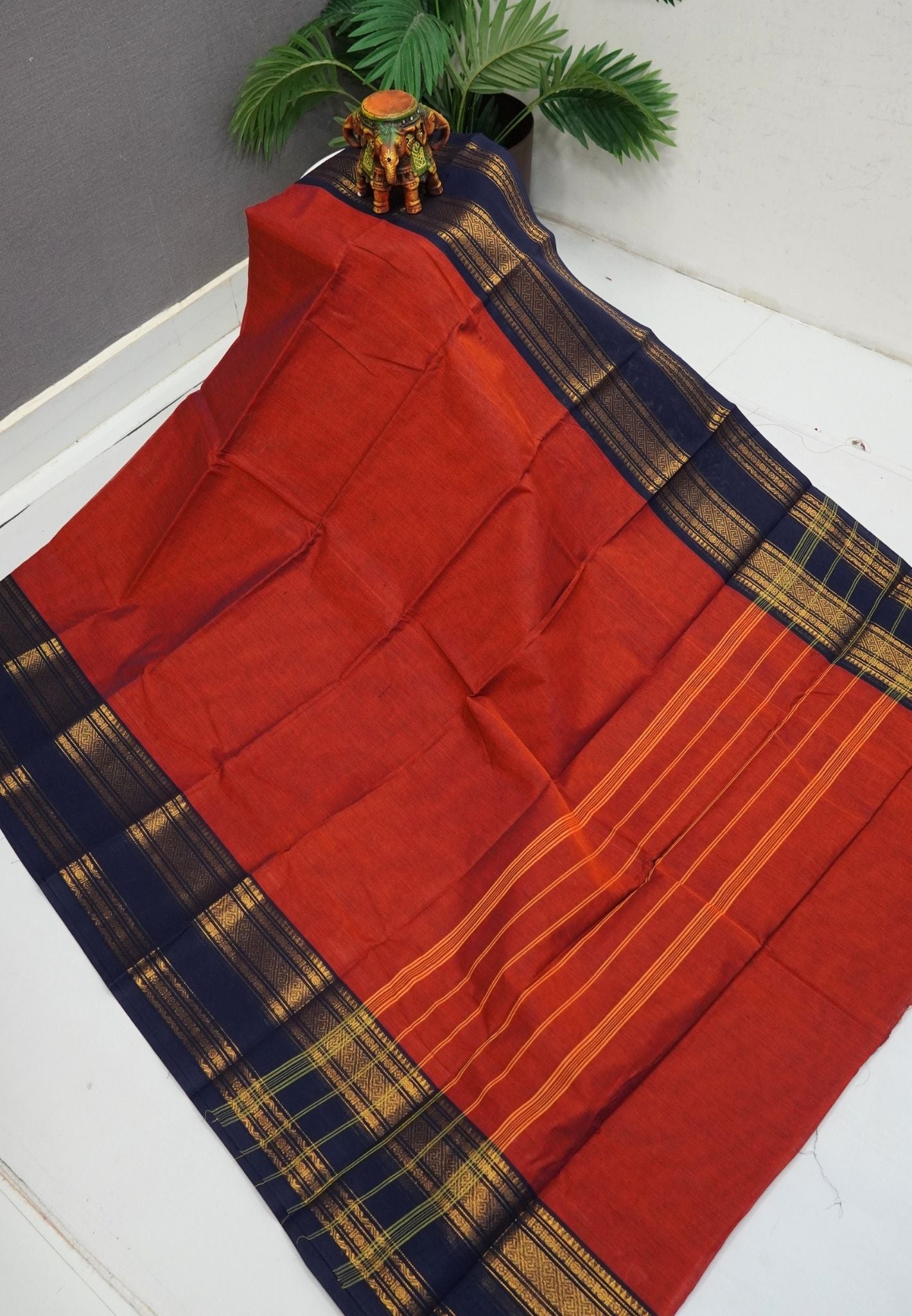 Kanchi Cotton Saree-Rust Orange With Zari Border