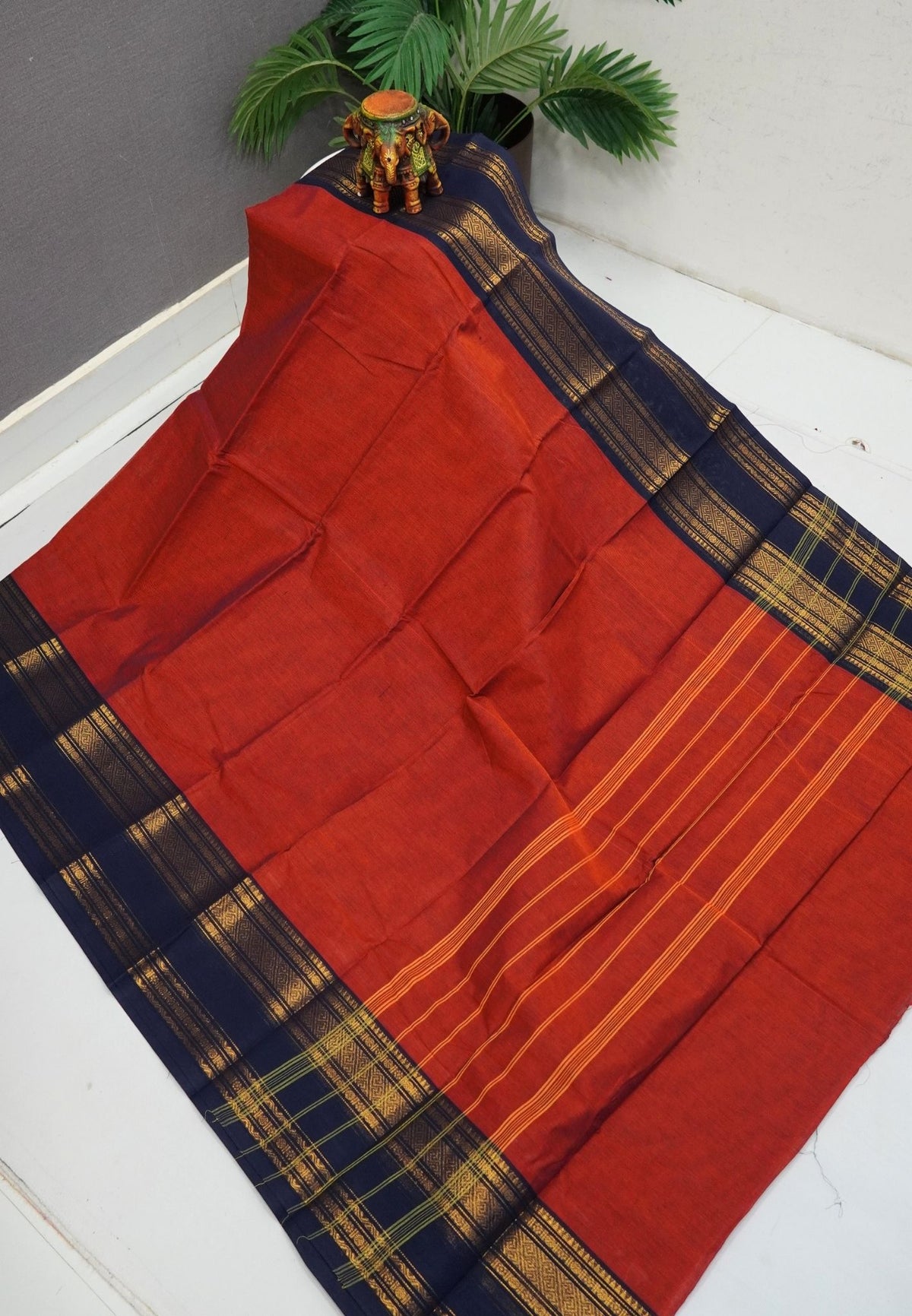 Kanchi Cotton Saree-Rust Orange With Zari Border