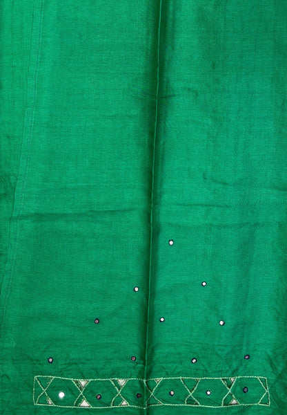 Pure Tussar Saree-Green In Zigzag Chevron With Contrast Border