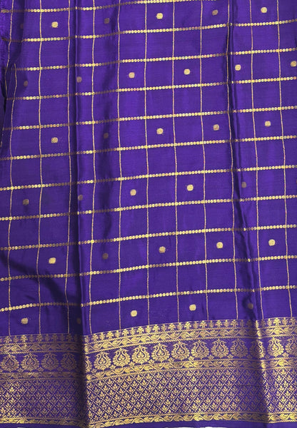 Viscose Saree-Lime Green in Checked Zari Pattern Border
