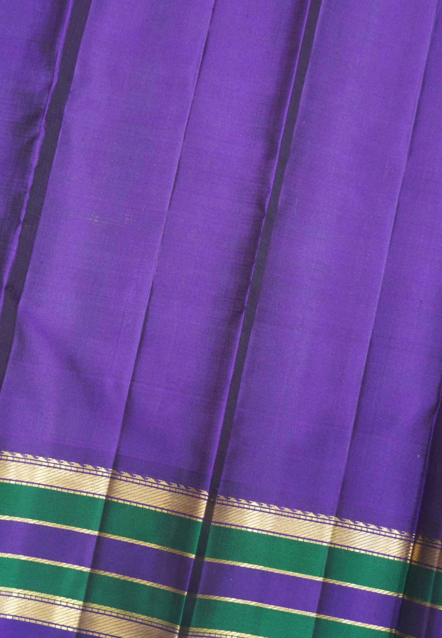 Pure Kanchipuram Silk Saree- Gold Small Butta with Contrast Border