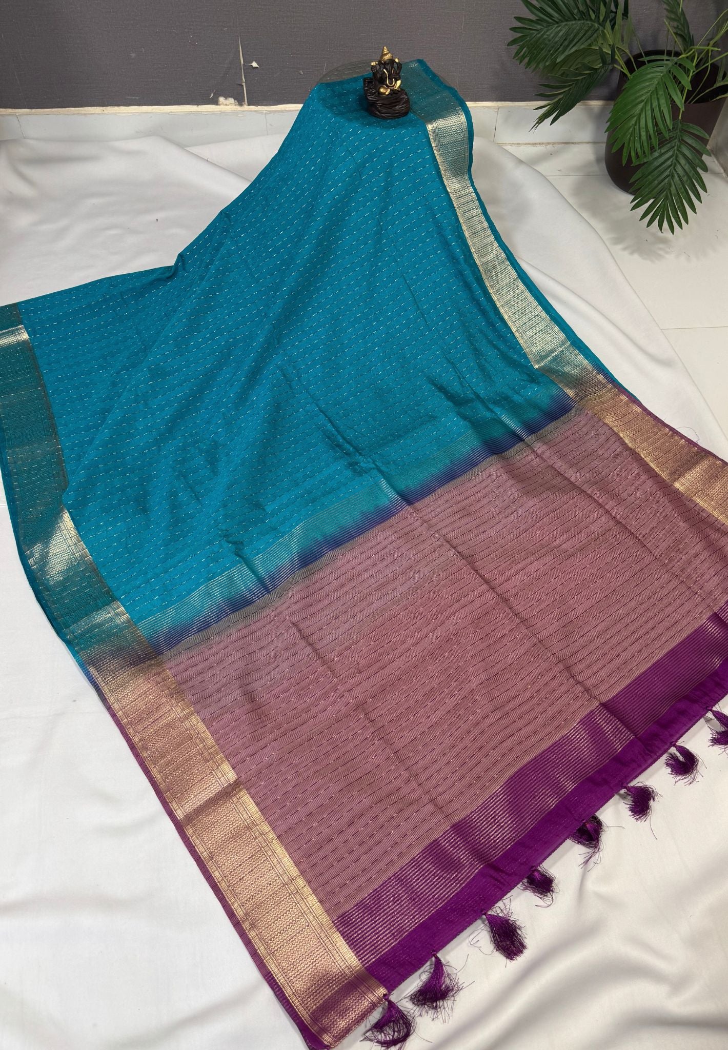 Semi Tussar Saree-Ramar Green with Zari Lines