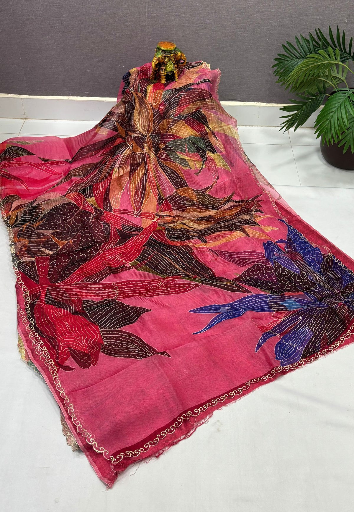Pure Organza Saree-Dark Pink In Curved Scroll Zari Border