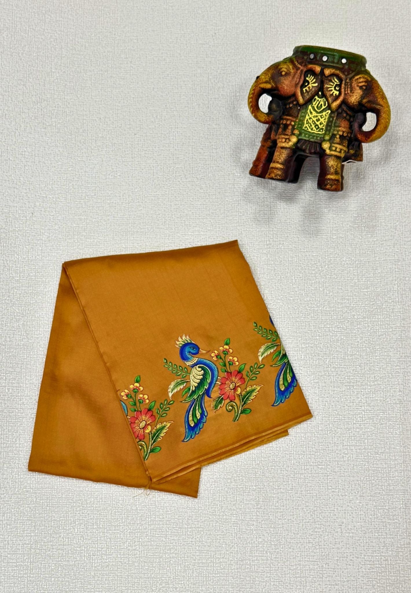 Mangalgiri Silk Blouse-Sandal in Tanjore Print