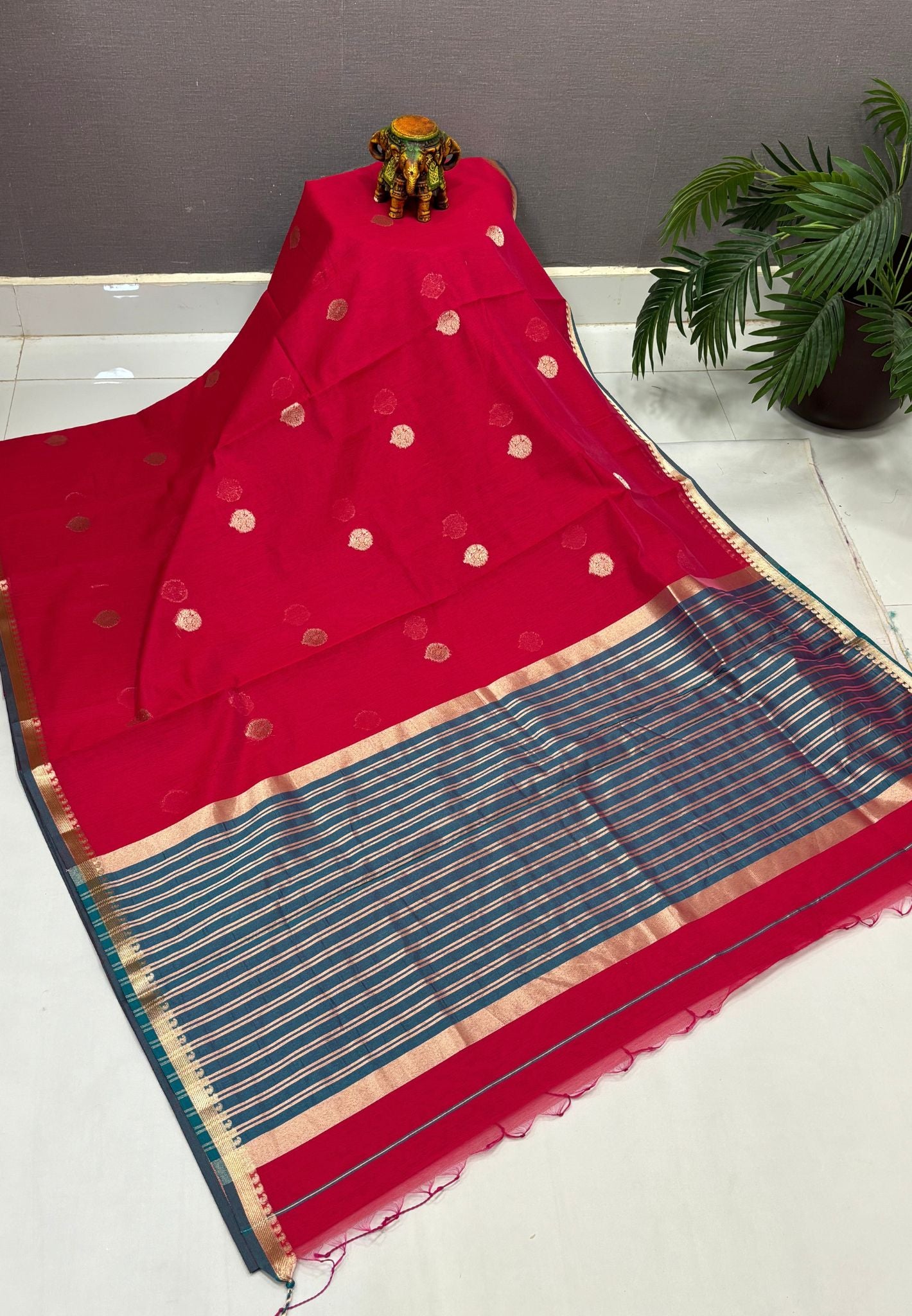 Semi Maheswari Saree-Redish Pink In Multi-Stripe Zari Border