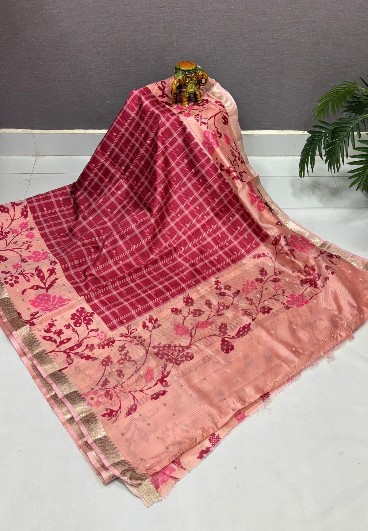 Soft Tussar Saree-Pink In Floral Vine Border