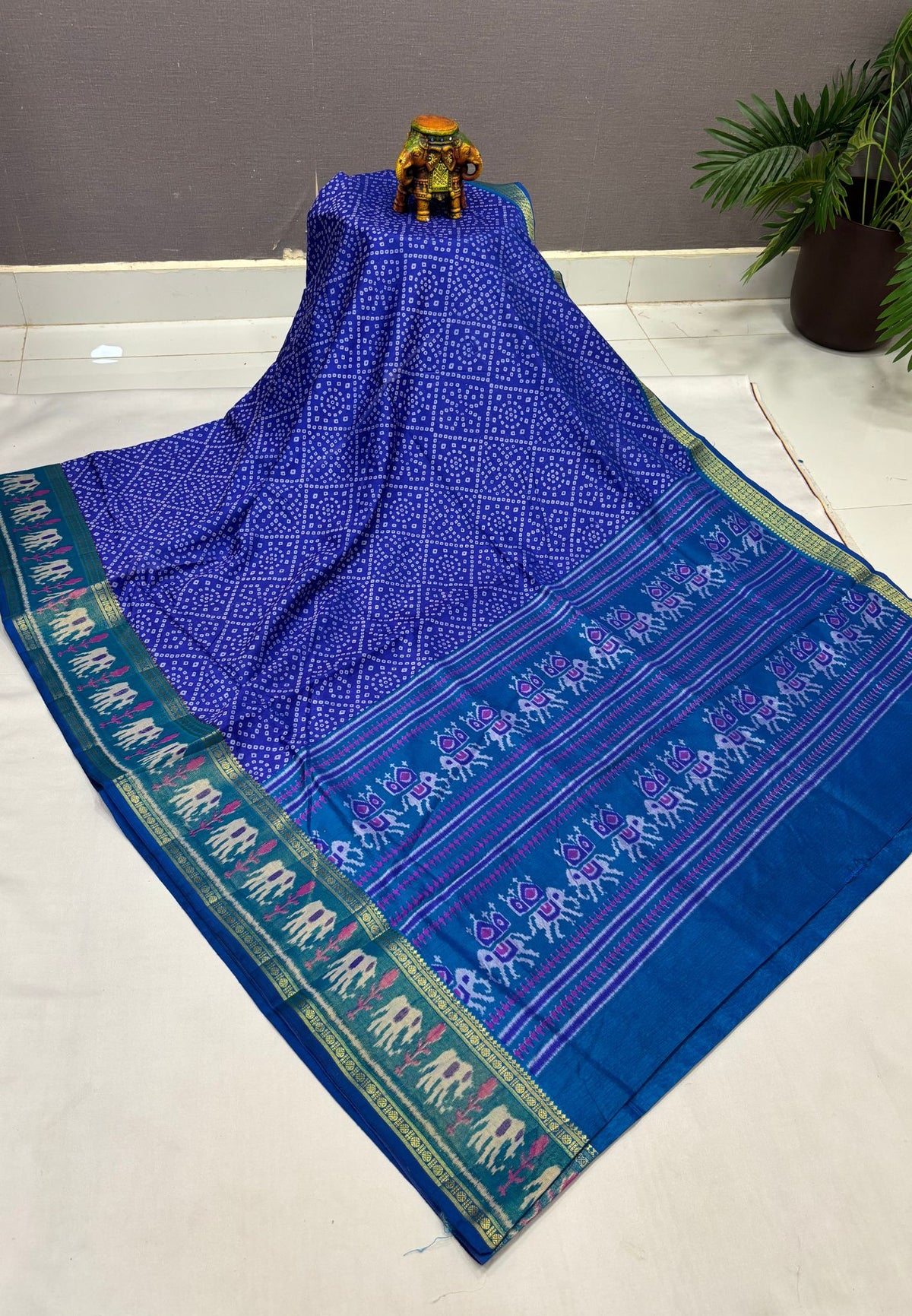 Semi Patola Saree –Violetin Bandhini Pattern