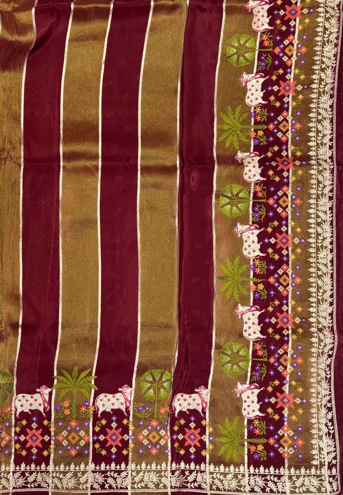 Satin Crepe Saree-Maroon In Komatha Floral Border