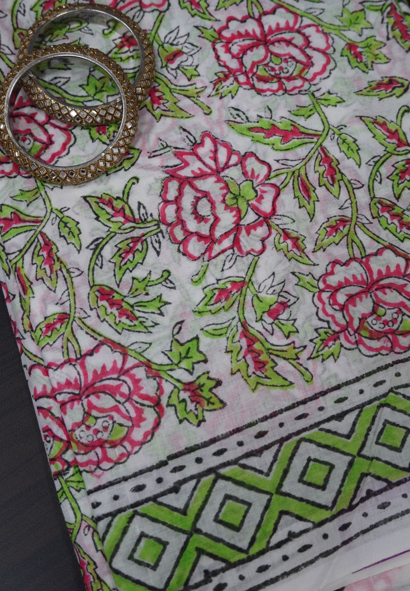Mul Mul Cotton Saree- White Kalamkari