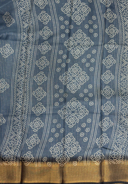 Semi Dola Silk Saree-Greyish In Floral Dotwork Border