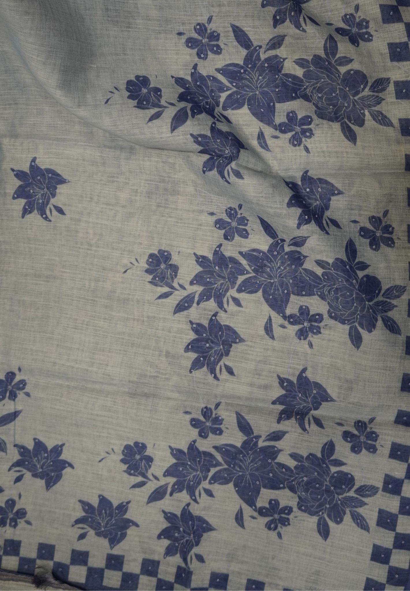 Linen Saree-Blue Checkered Border with French Knot
